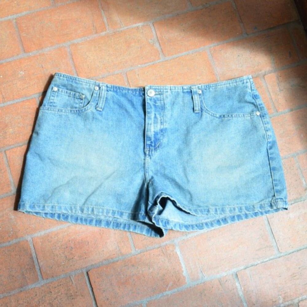 Vintage Y2K No Boundaries Micro Shorts Chamois Tint Blast 15